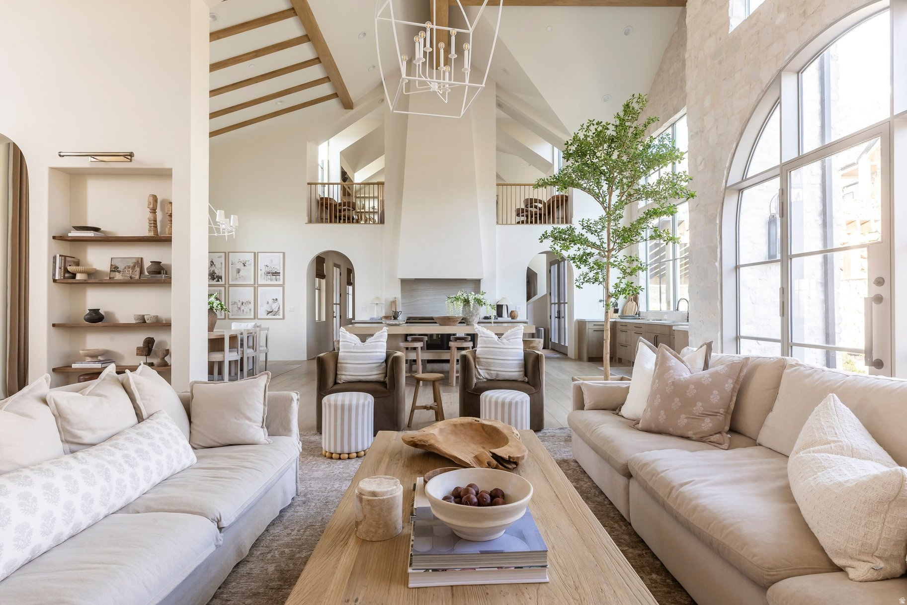 SUMMIT CREEK - Residential