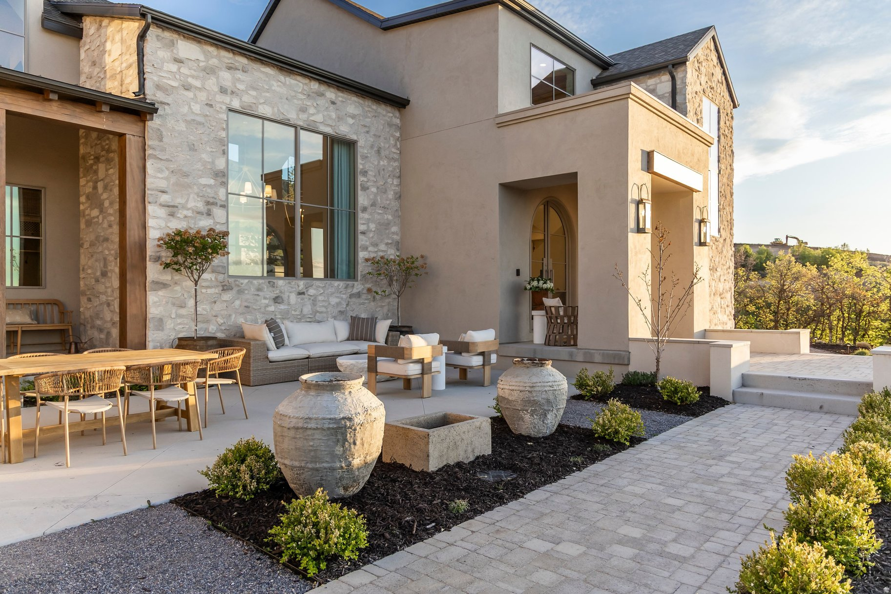 SUMMIT CREEK - Residential