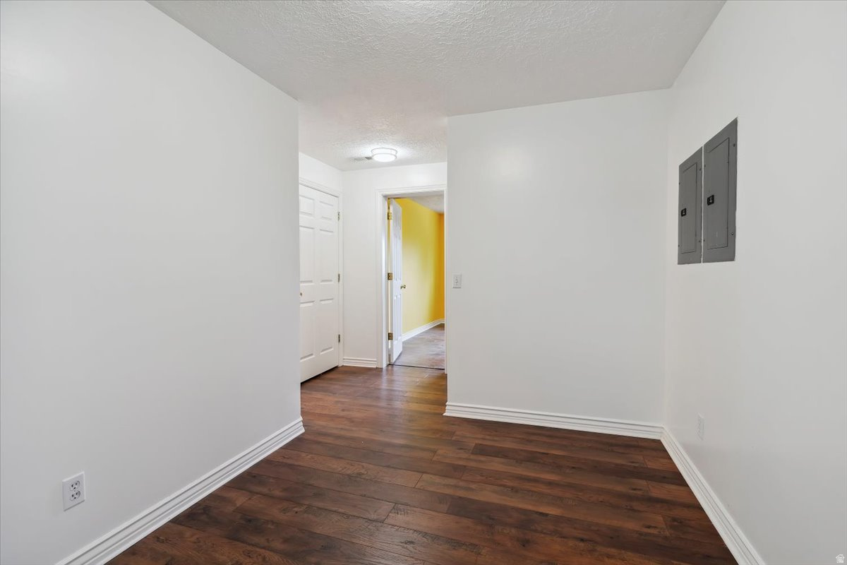 HILLSBOROUGH - Residential