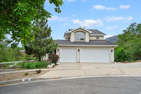 Photo of 3181 E DEER CIR, Cottonwood Heights, UT 84121 (MLS # 2131099)