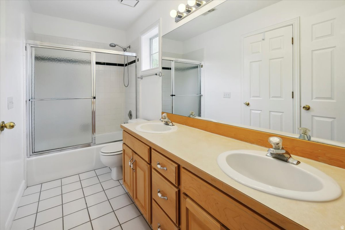 HILLSBOROUGH - Residential