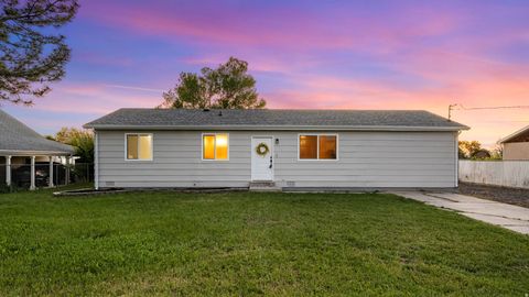 Tiny photo for 70 S 200 W, Salem, UT 84653 (MLS # 2156389)