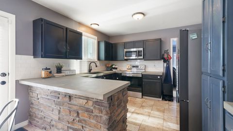 Tiny photo for 70 S 200 W, Salem, UT 84653 (MLS # 2156389)