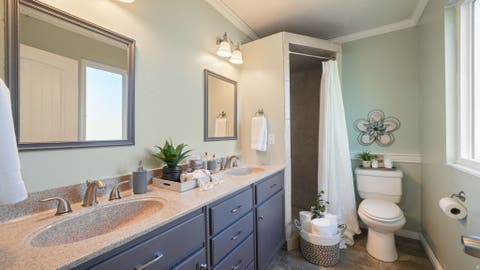 Tiny photo for 70 S 200 W, Salem, UT 84653 (MLS # 2156389)