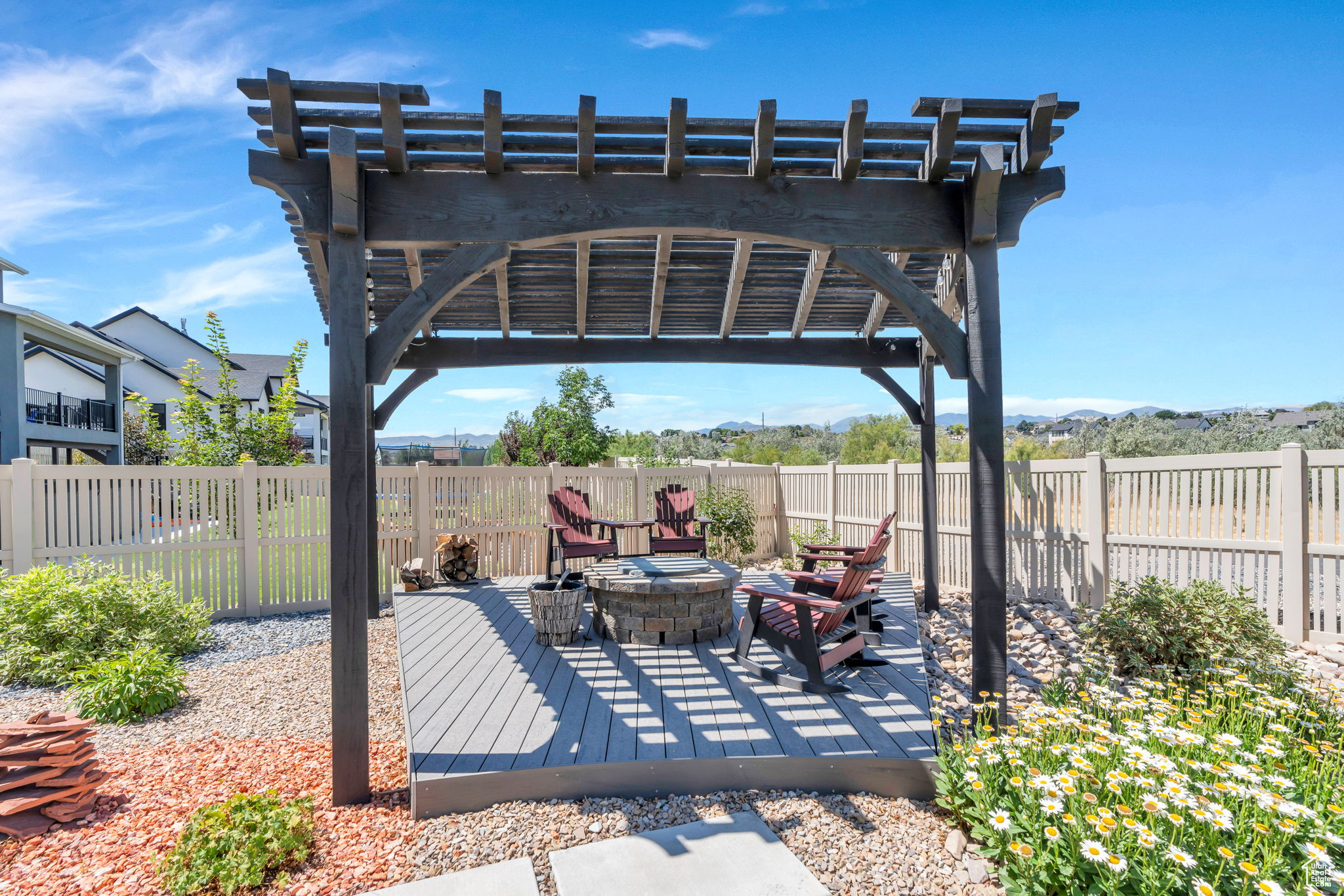 FOX LANDING - Residential