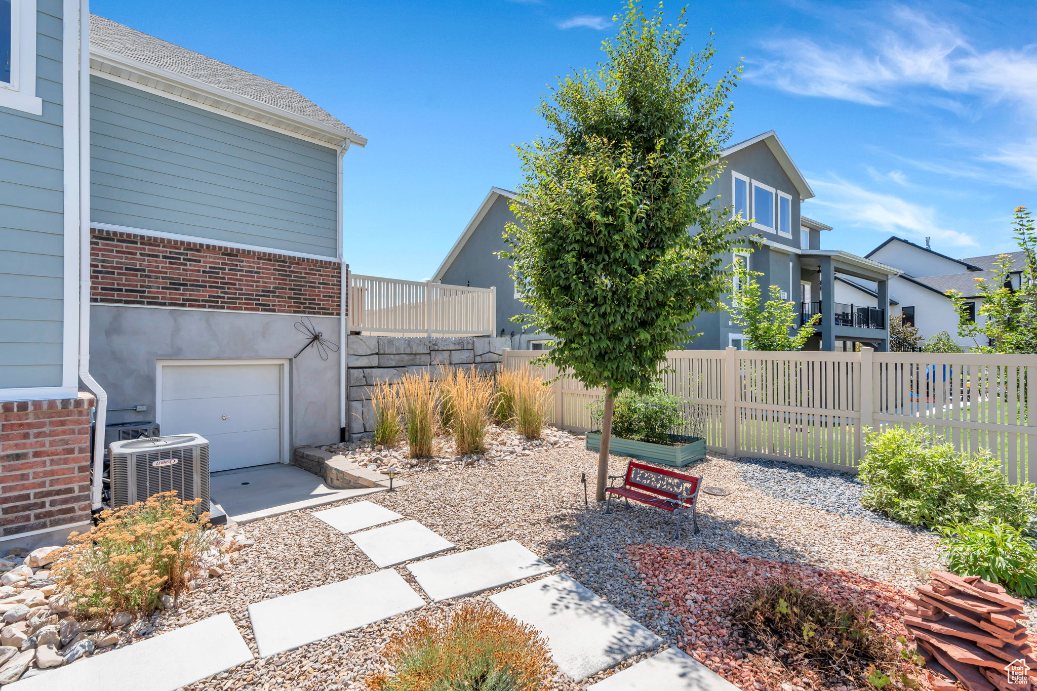 FOX LANDING - Residential