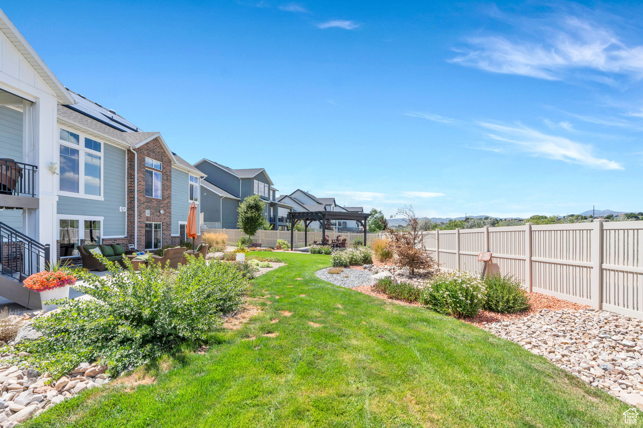 FOX LANDING - Residential