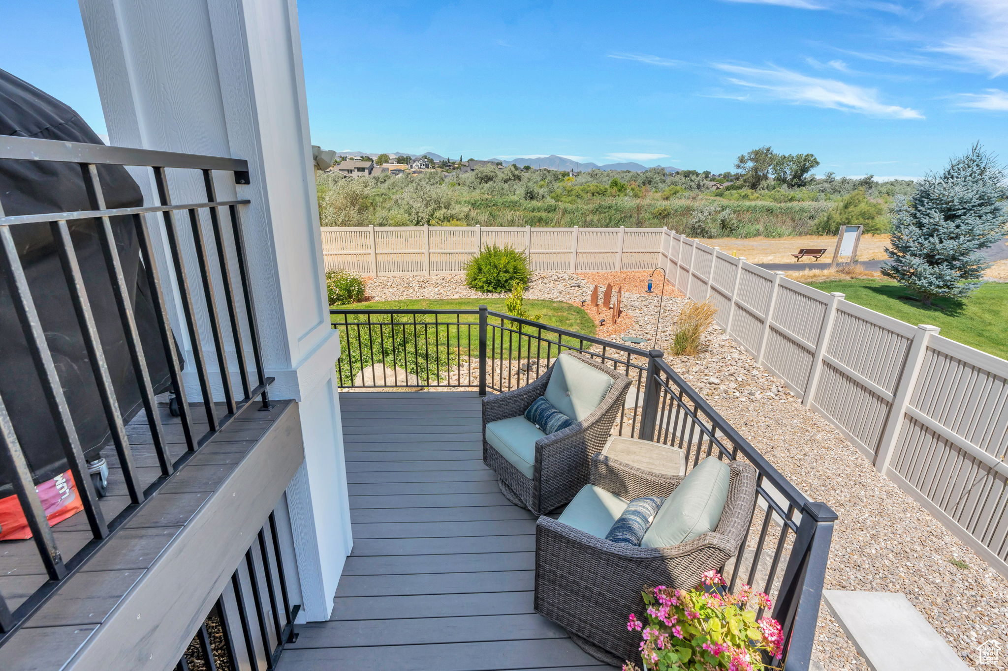 FOX LANDING - Residential