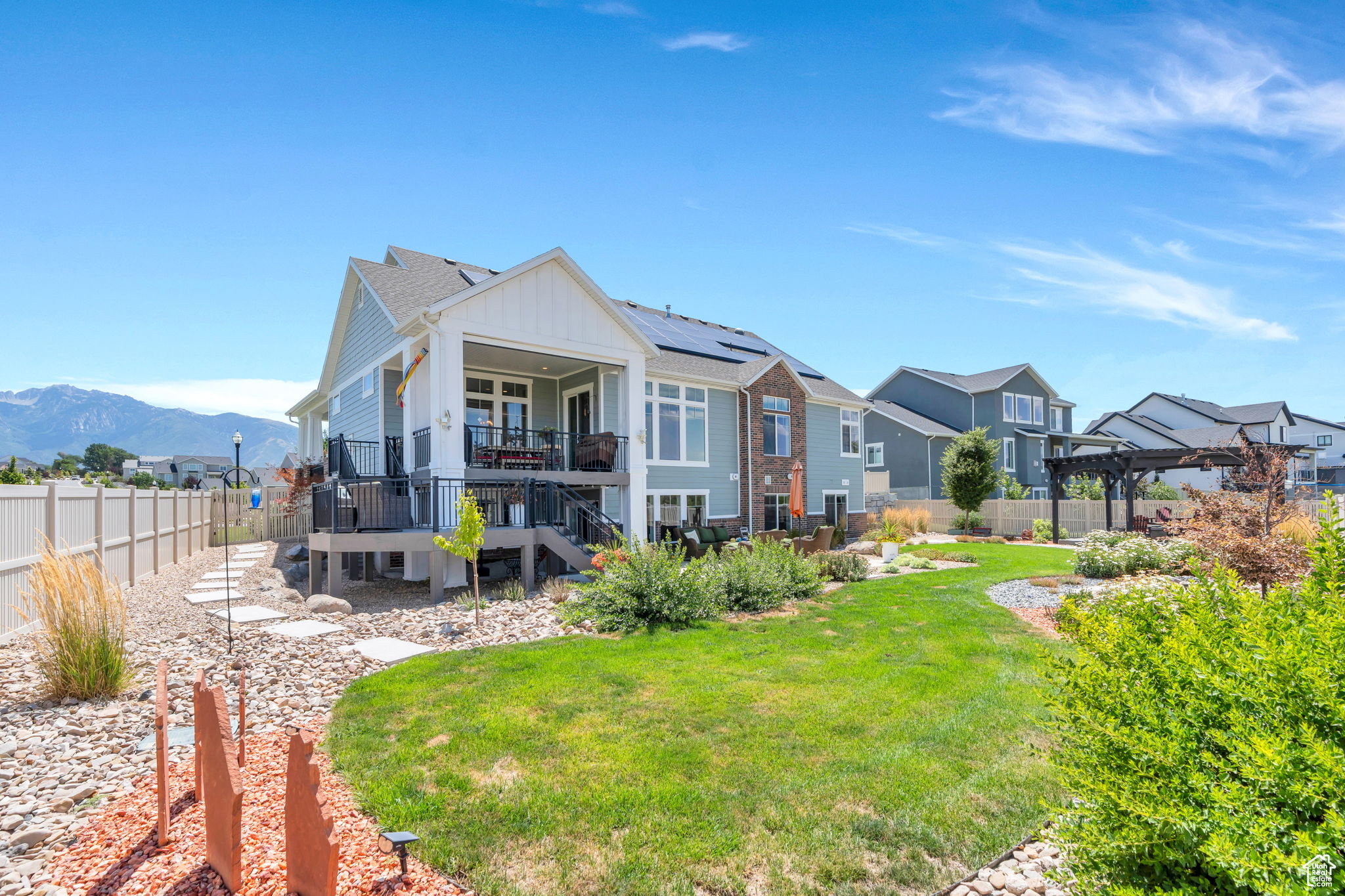 FOX LANDING - Residential