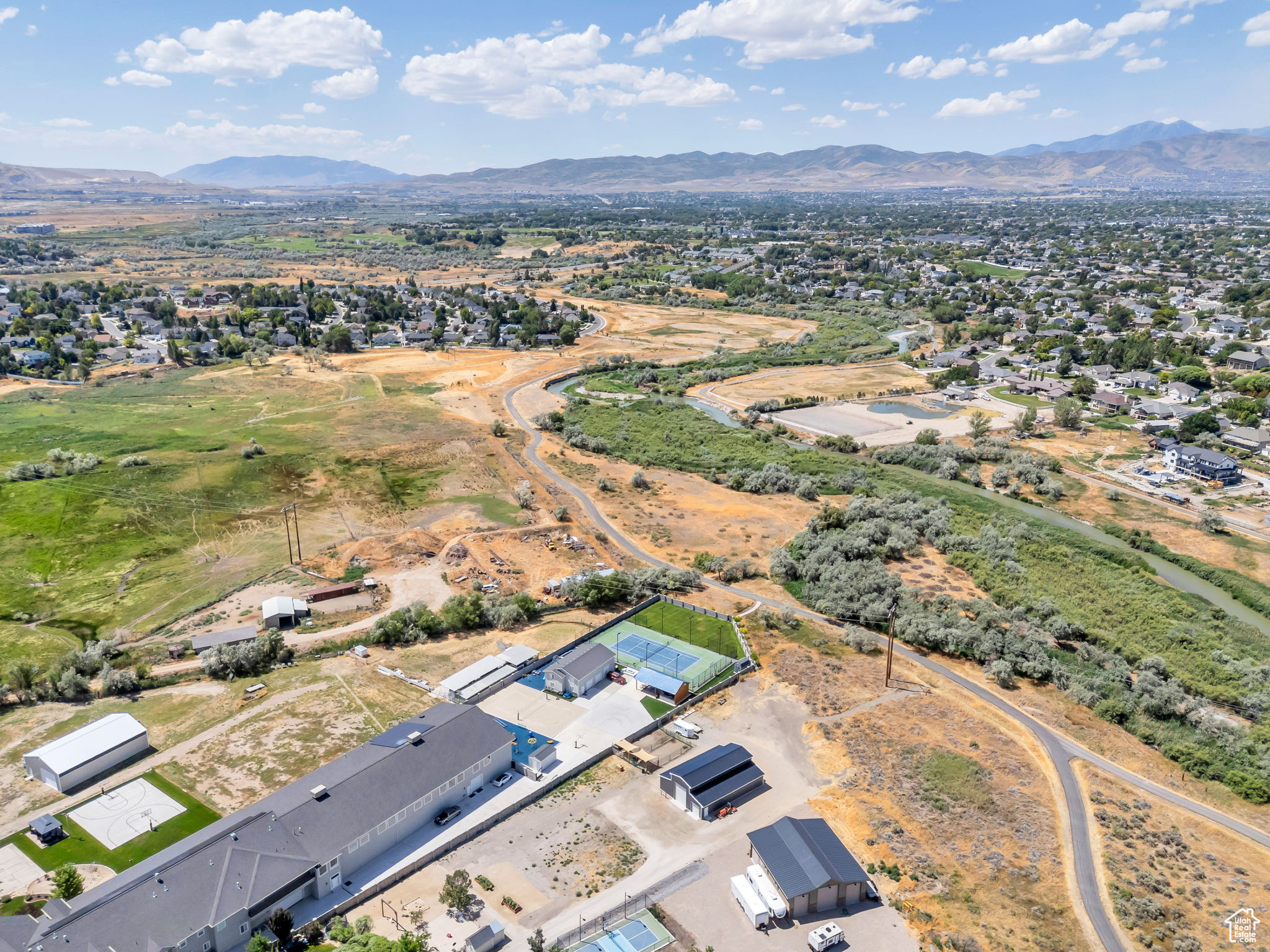 FOX LANDING - Residential