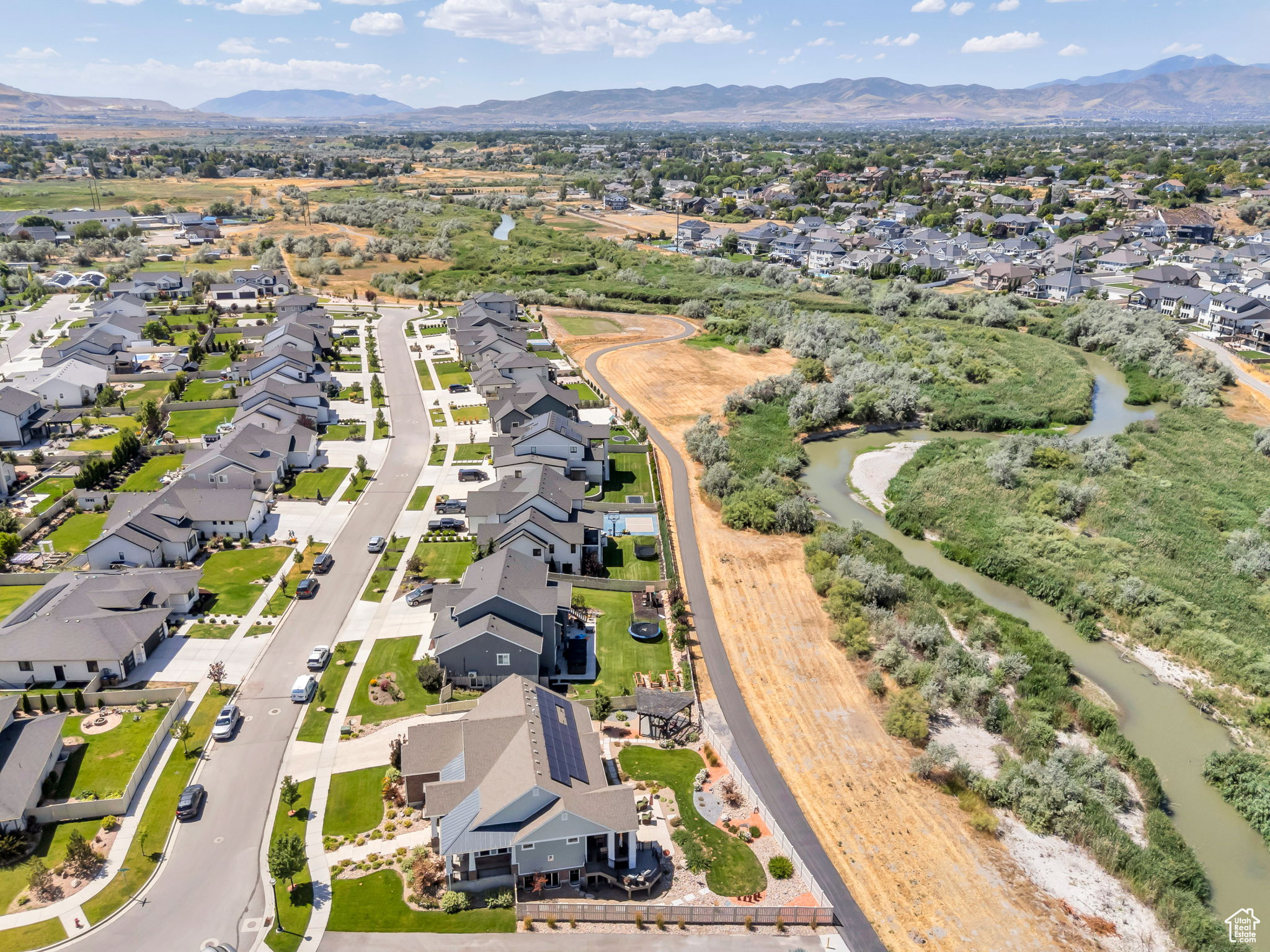 FOX LANDING - Residential