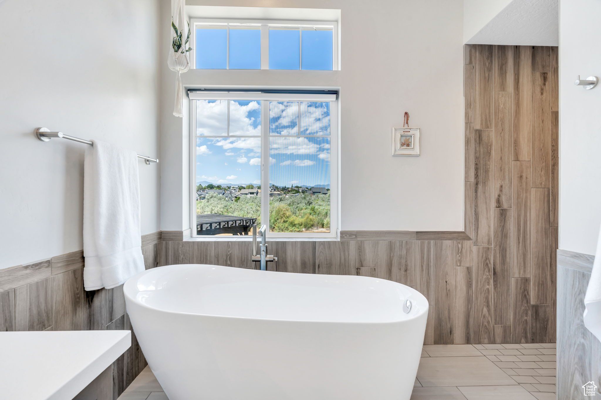 FOX LANDING - Residential
