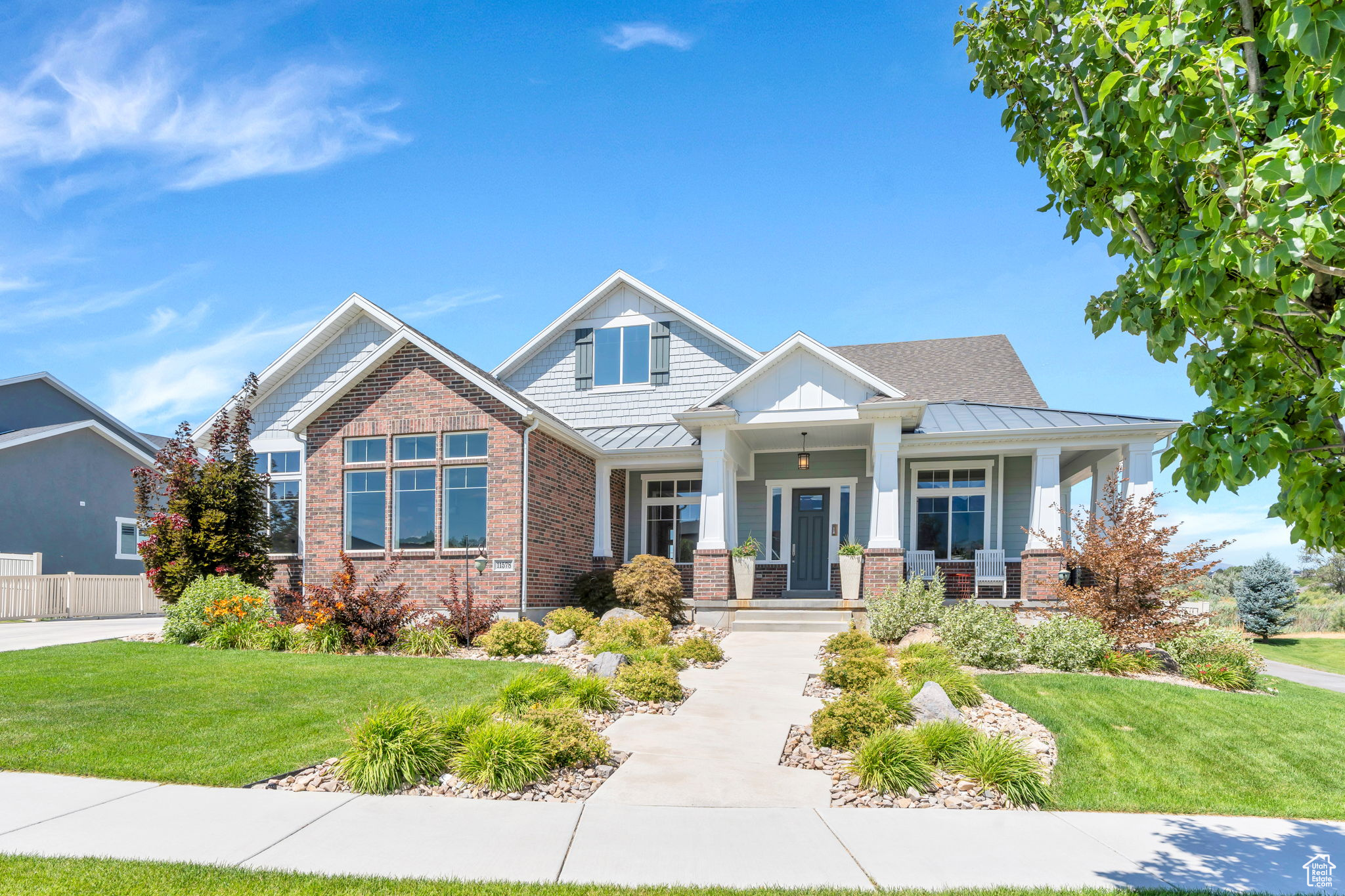 FOX LANDING - Residential