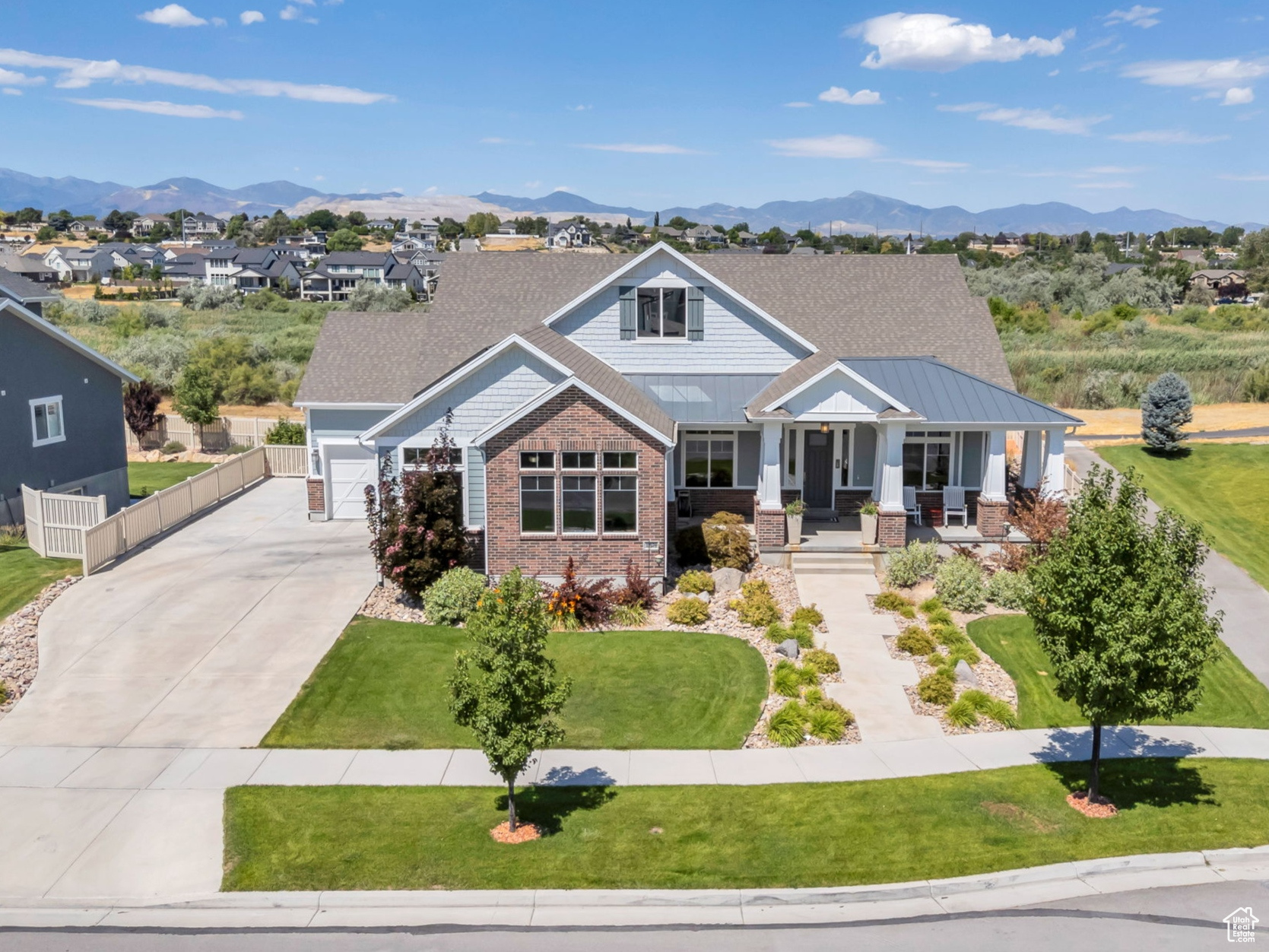 FOX LANDING - Residential