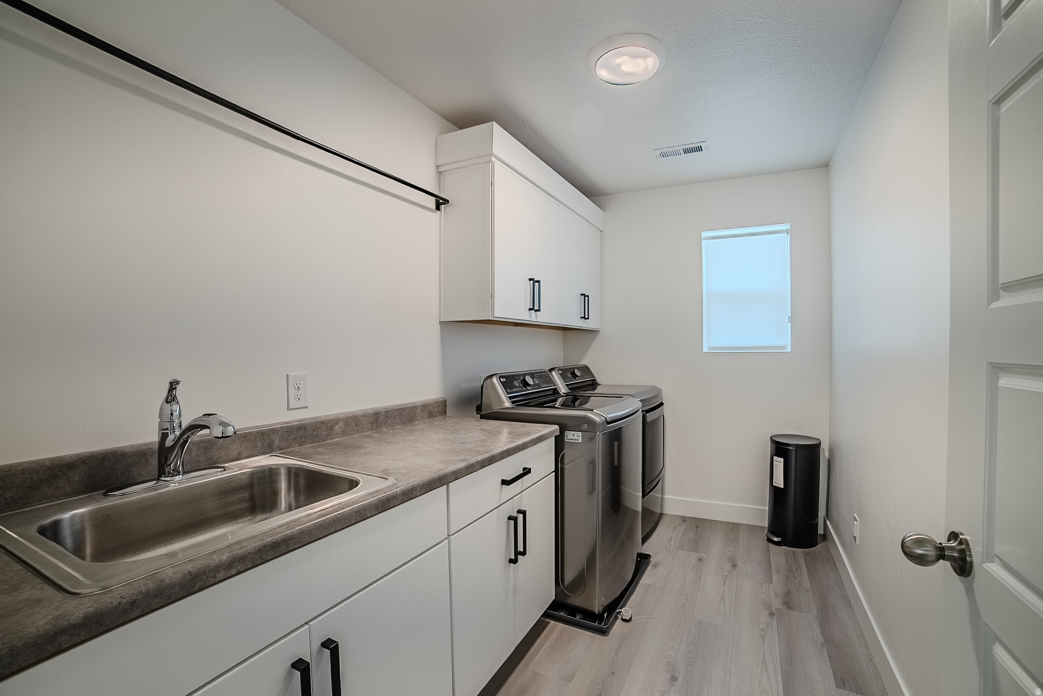 MOUNTAIN RIDGE - Residential