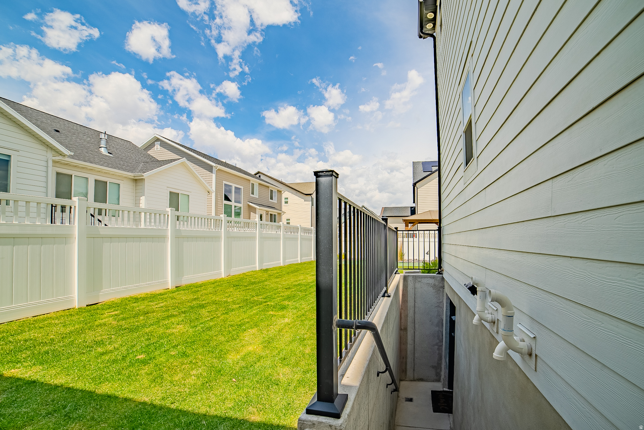 MOUNTAIN RIDGE - Residential
