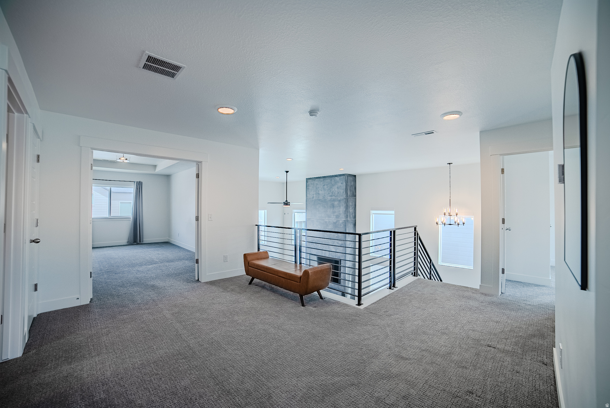 MOUNTAIN RIDGE - Residential
