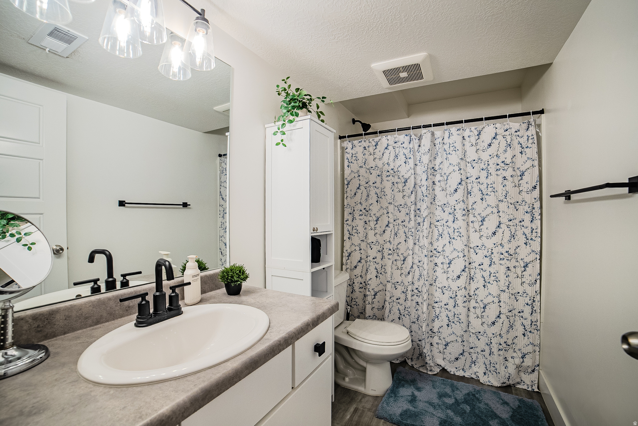 MOUNTAIN RIDGE - Residential