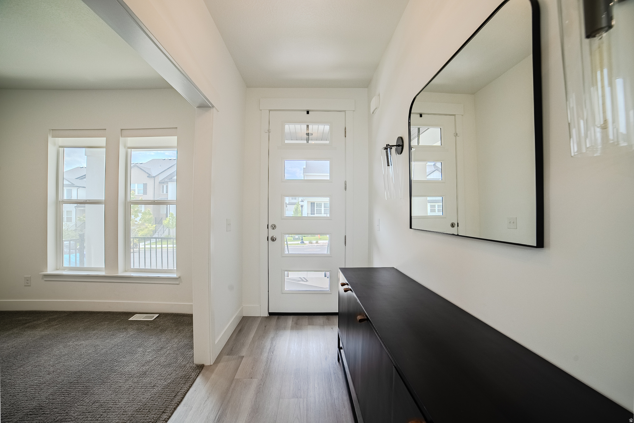 MOUNTAIN RIDGE - Residential