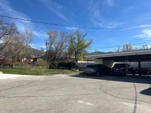 Tiny photo for 456 E 500 S, Bountiful, UT 84010 (MLS # 2145765)