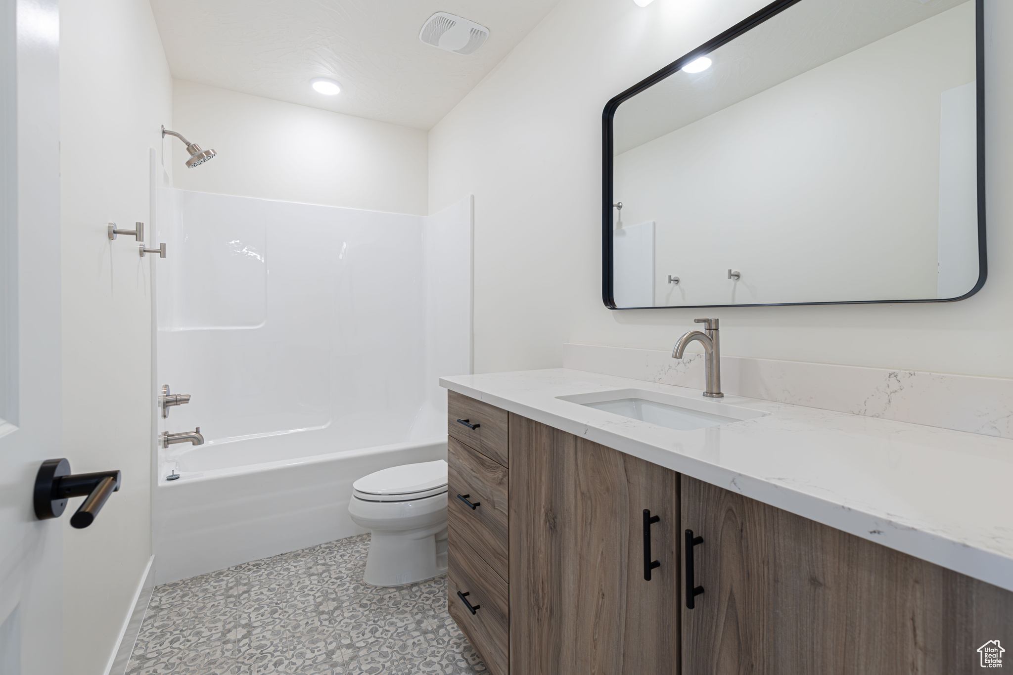 THE POINTE - Residential