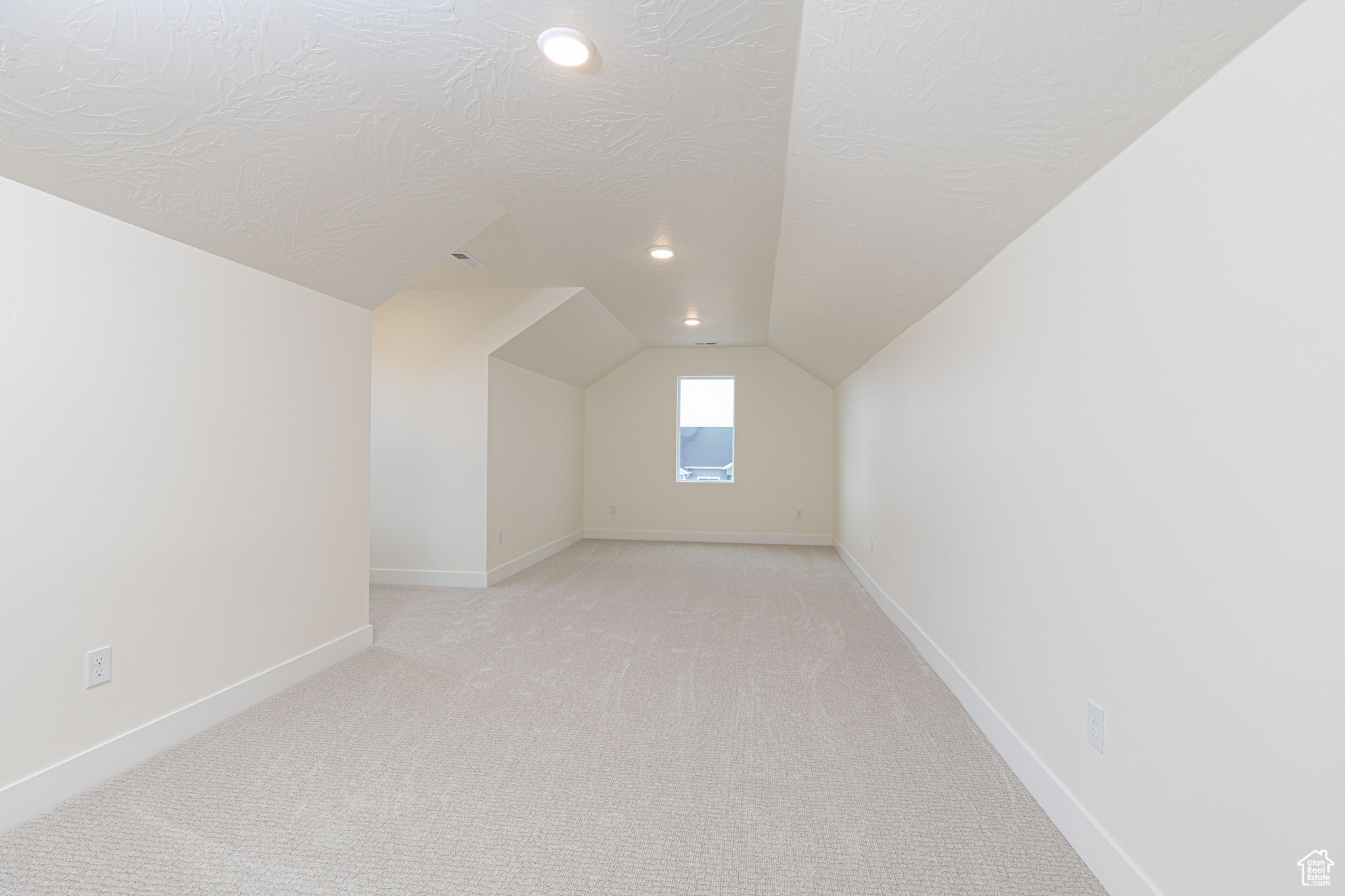 THE POINTE - Residential