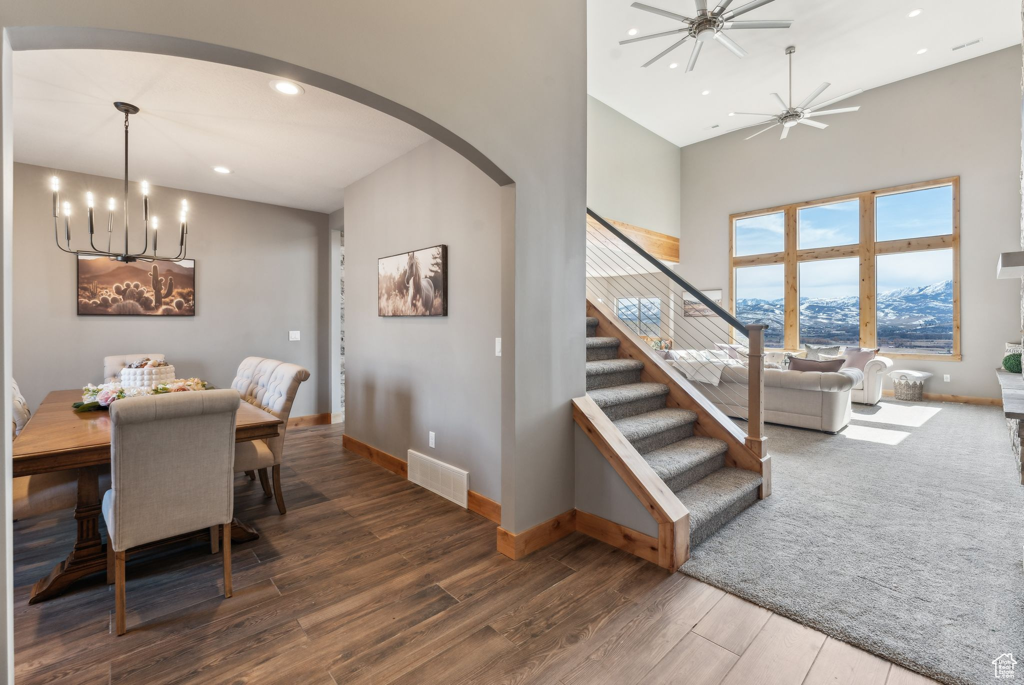 HIDDEN HOLLOW ESTATE - Residential