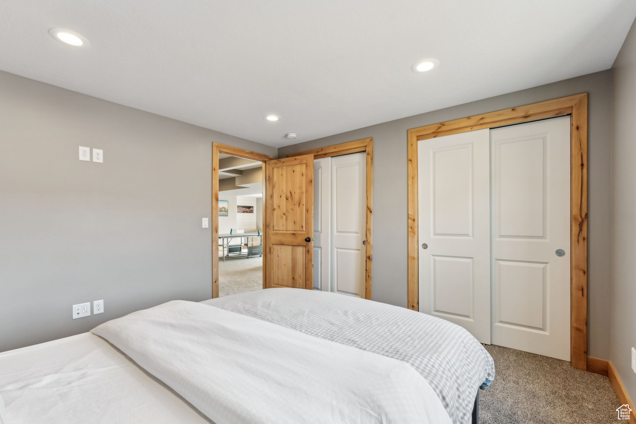 HIDDEN HOLLOW ESTATE - Residential