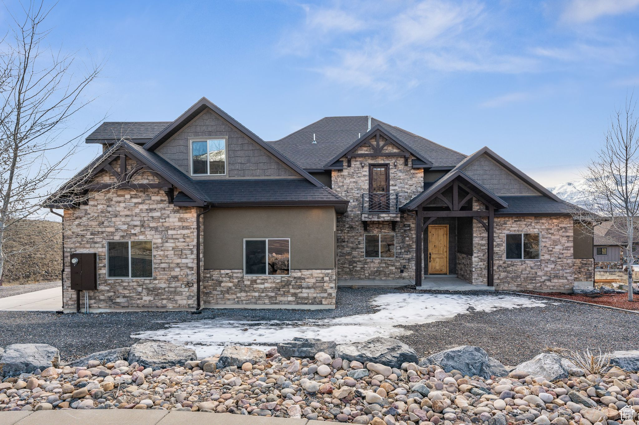 HIDDEN HOLLOW ESTATE - Residential