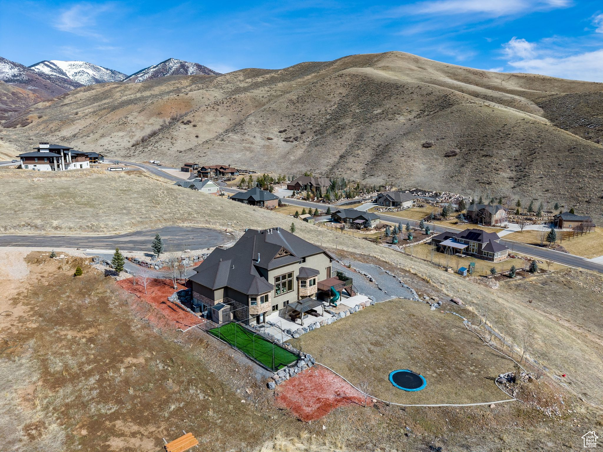 HIDDEN HOLLOW ESTATE - Residential