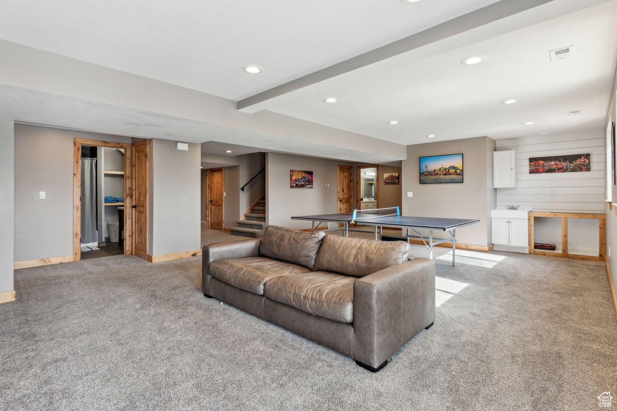 HIDDEN HOLLOW ESTATE - Residential