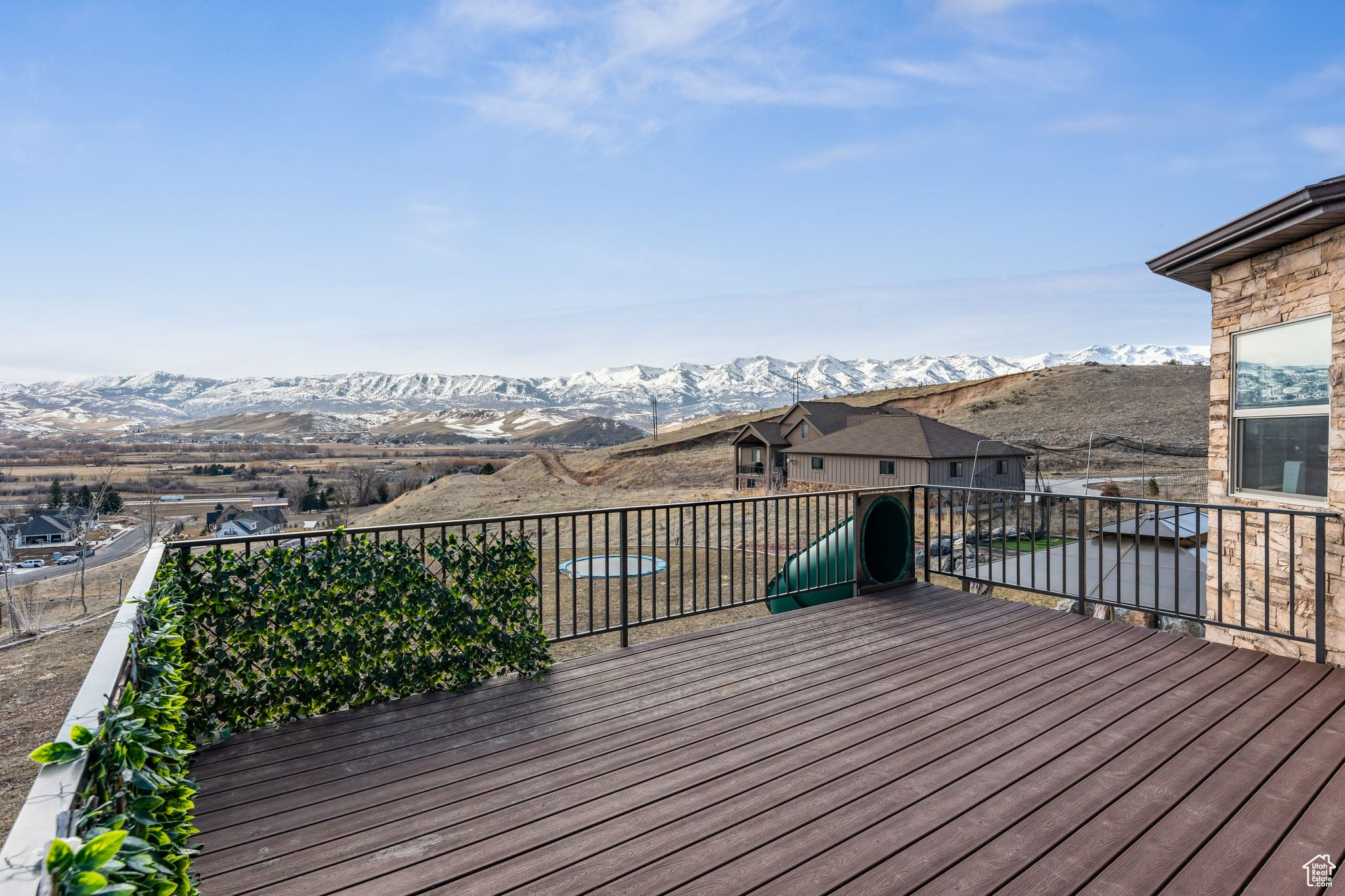 HIDDEN HOLLOW ESTATE - Residential