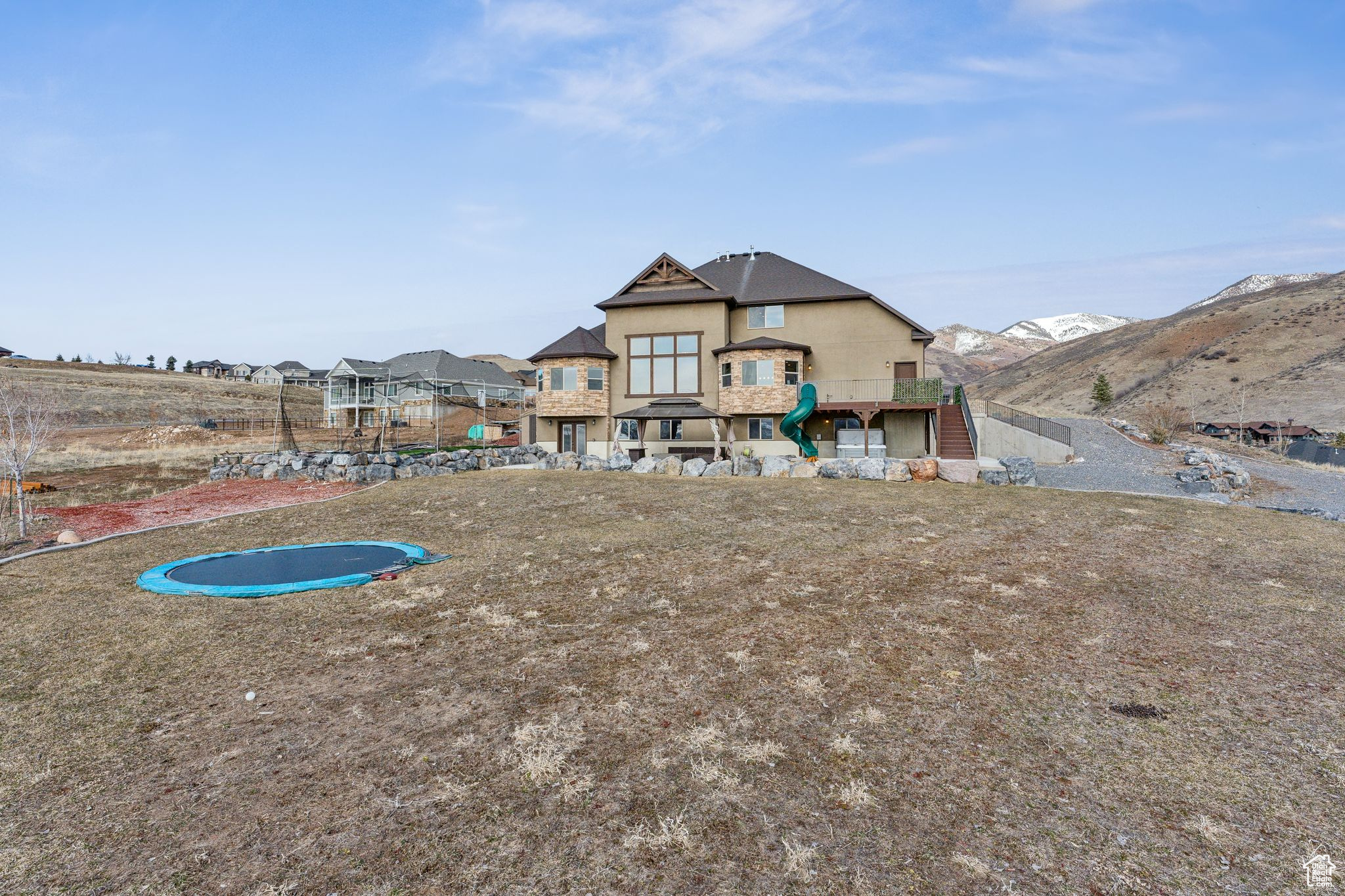 HIDDEN HOLLOW ESTATE - Residential