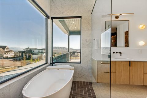 Tiny photo for 4854 N SOLEGGIATO CIR E, Lehi, UT 84043 (MLS # 2154791)