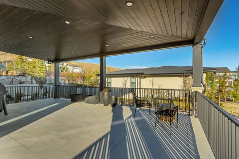 Tiny photo for 4854 N SOLEGGIATO CIR E, Lehi, UT 84043 (MLS # 2154791)