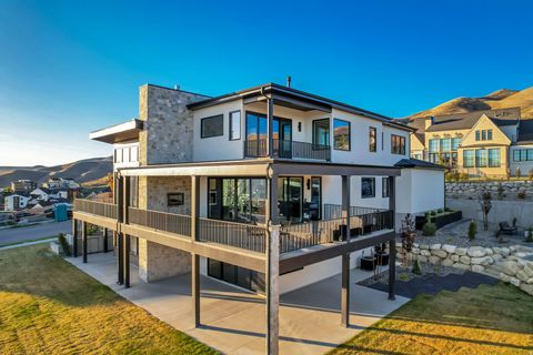 Tiny photo for 4854 N SOLEGGIATO CIR E, Lehi, UT 84043 (MLS # 2154791)
