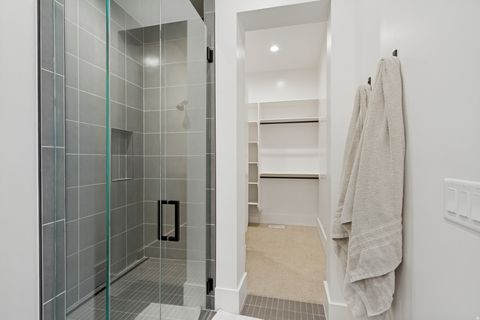 Tiny photo for 4854 N SOLEGGIATO CIR E, Lehi, UT 84043 (MLS # 2154791)