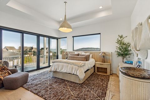 Tiny photo for 4854 N SOLEGGIATO CIR E, Lehi, UT 84043 (MLS # 2154791)