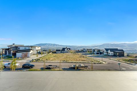 Tiny photo for 4854 N SOLEGGIATO CIR E, Lehi, UT 84043 (MLS # 2154791)