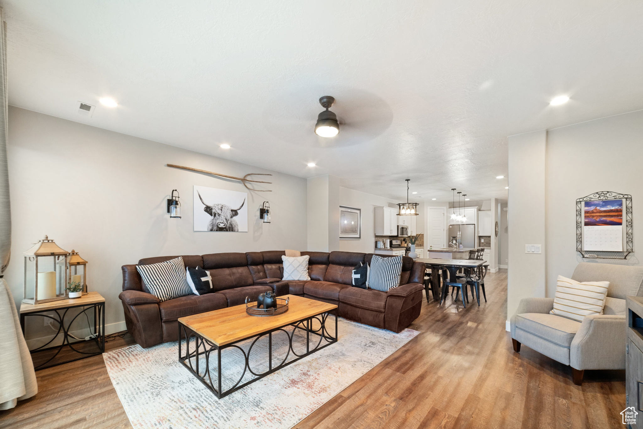 ESCAPES AT THE LEDGES PH 3 - Residential