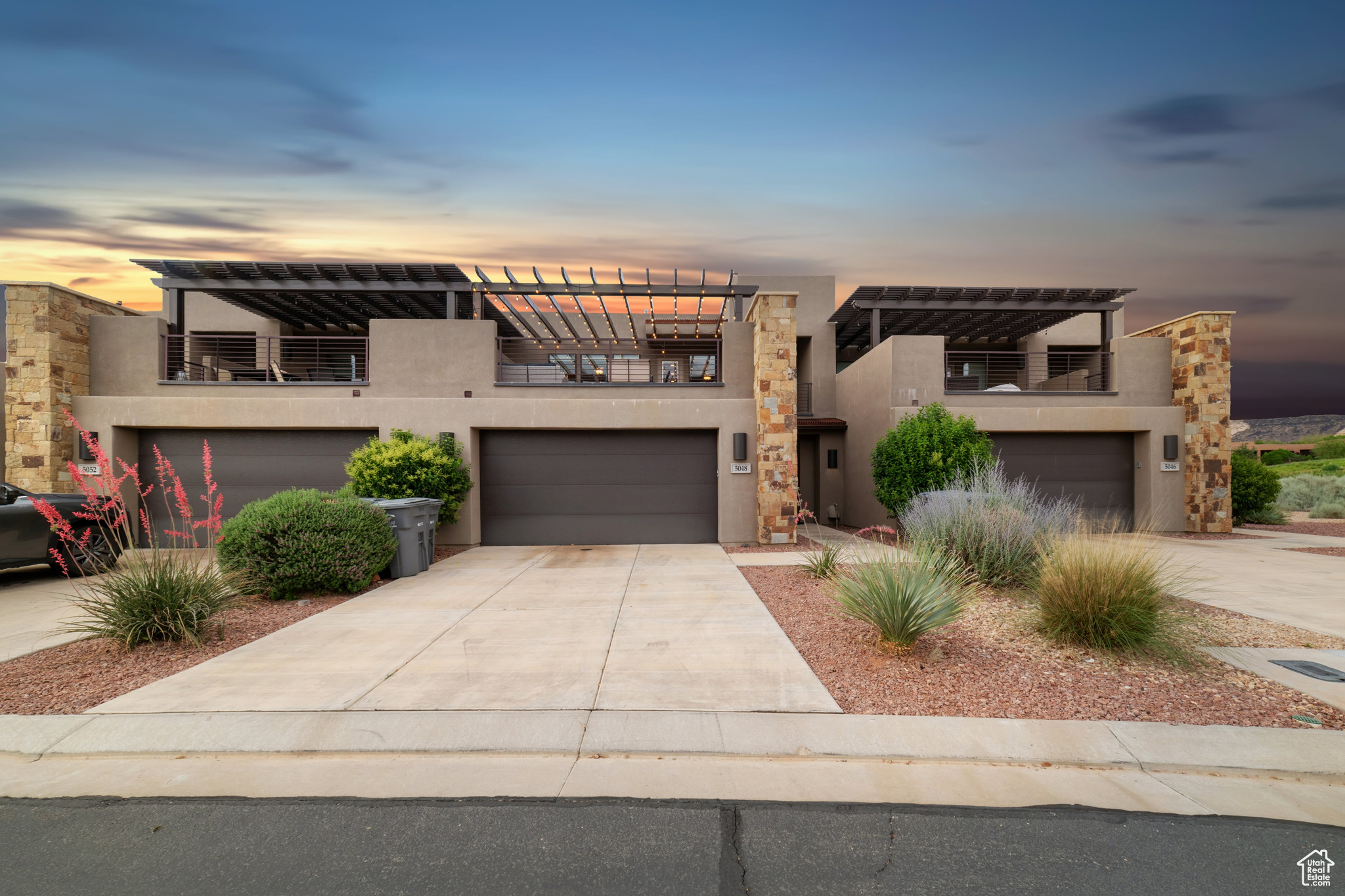 ESCAPES AT THE LEDGES PH 3 - Residential