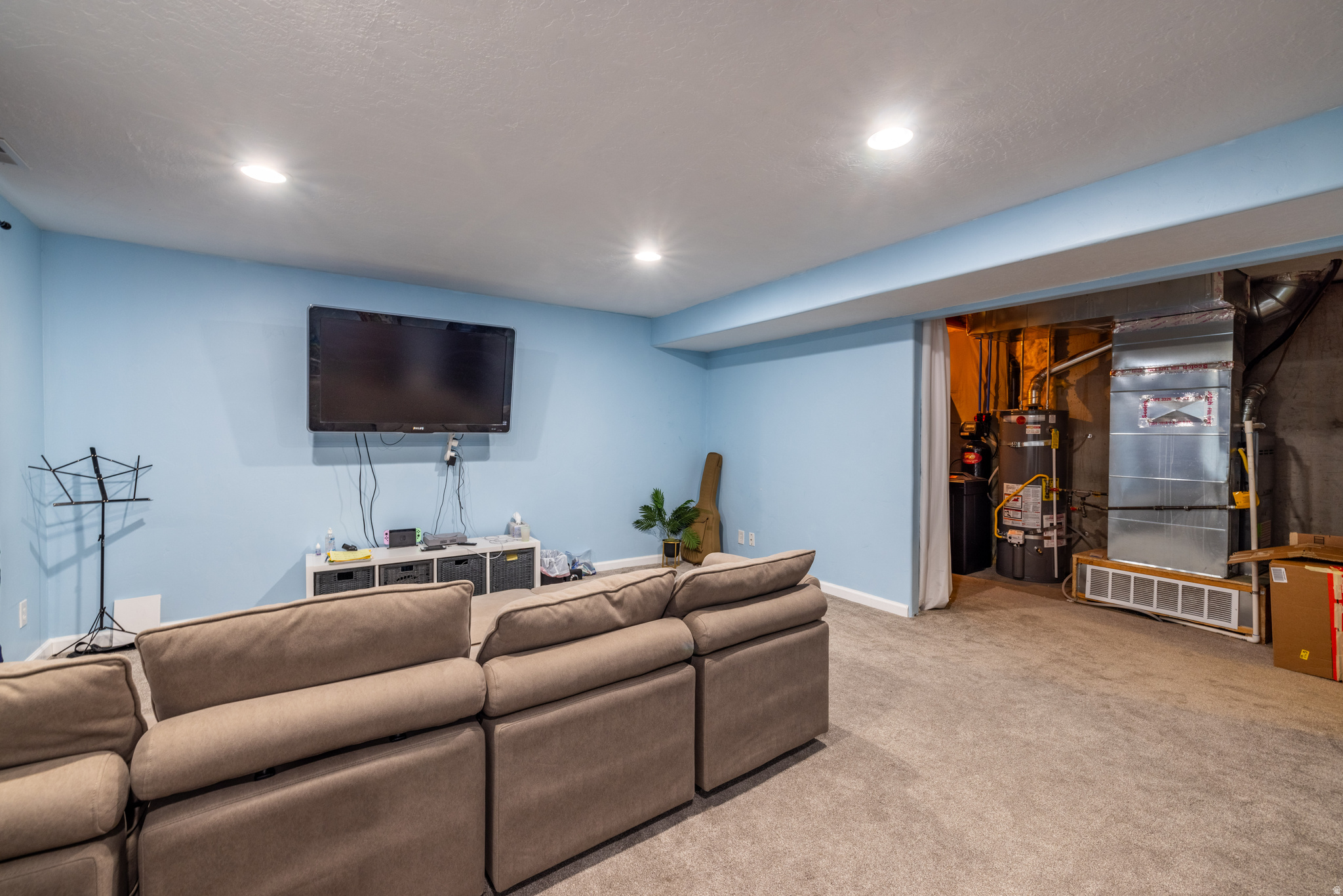 SARATOGA CHASE - Residential