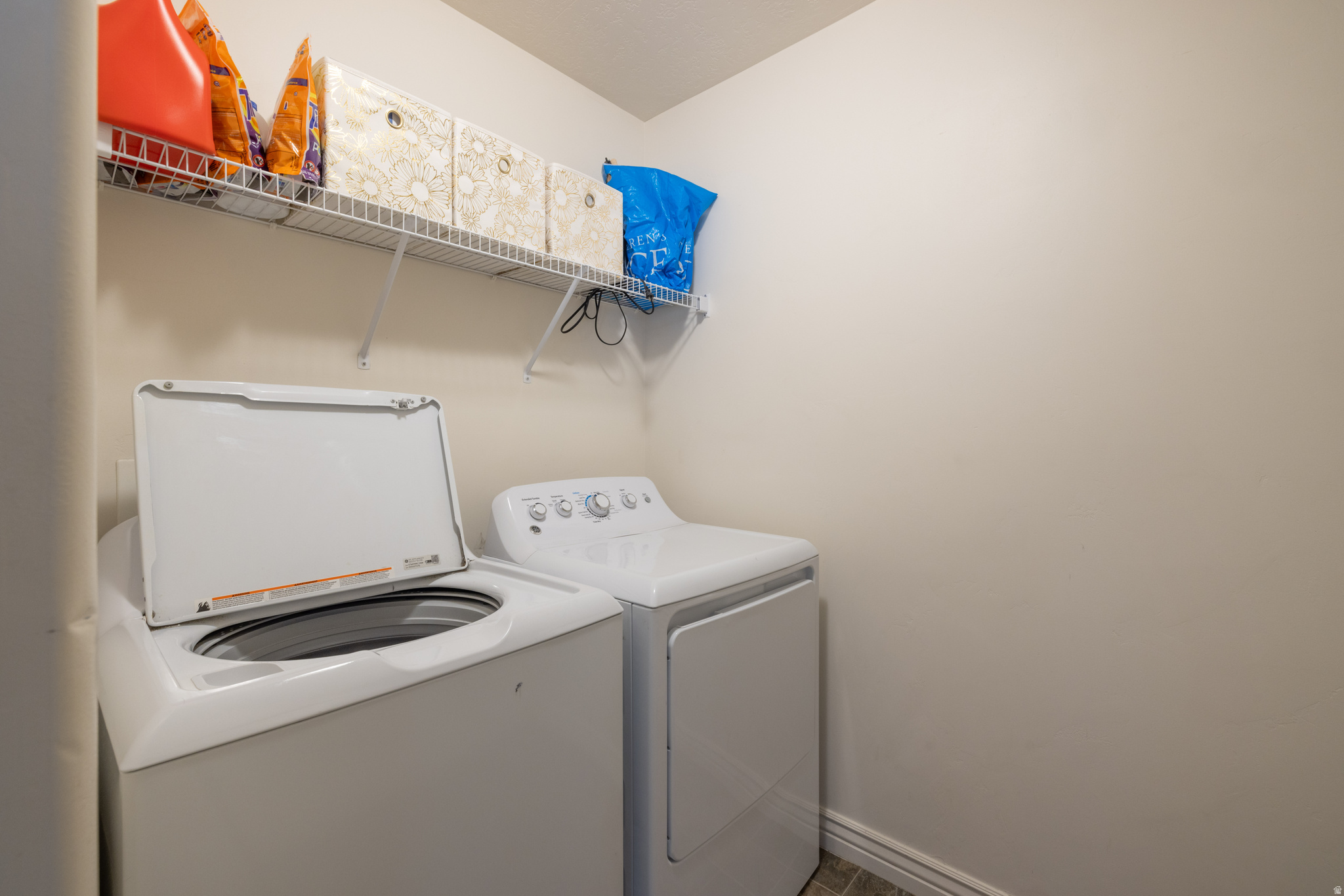 SARATOGA CHASE - Residential