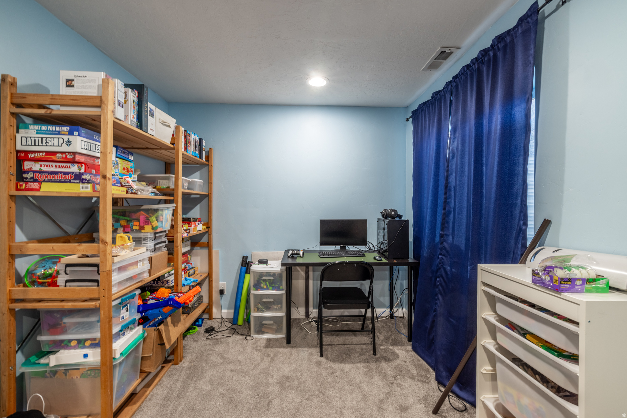 SARATOGA CHASE - Residential