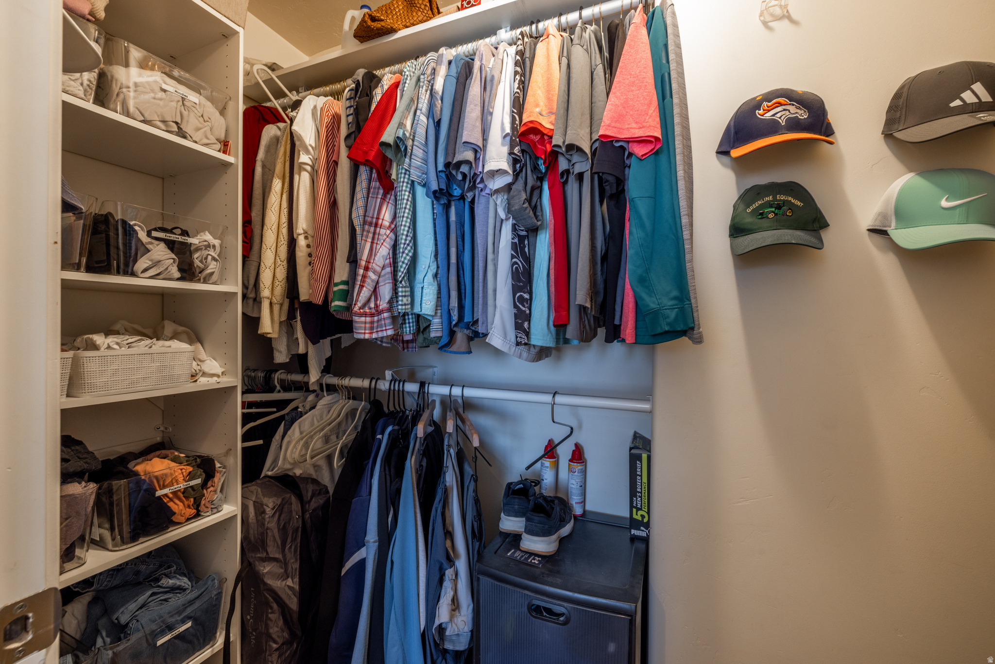 SARATOGA CHASE - Residential