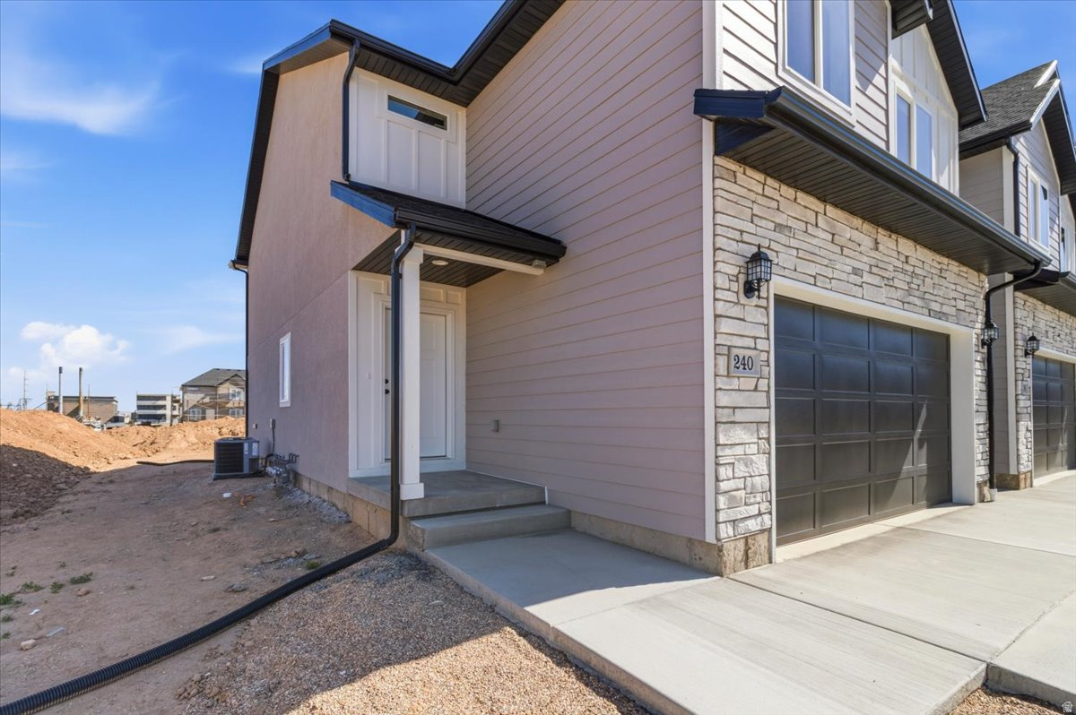 LOVELESS ESTATES - Residential