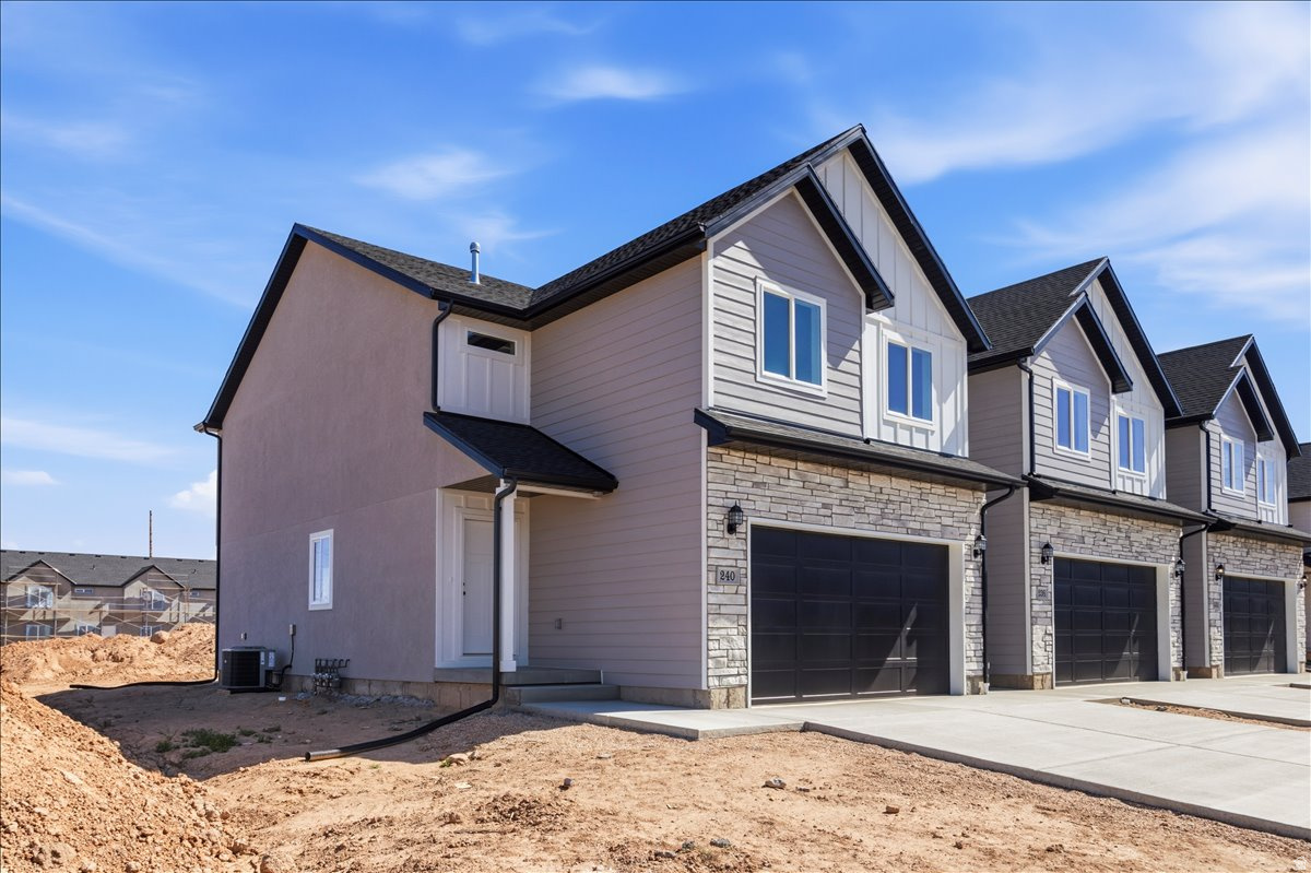 LOVELESS ESTATES - Residential