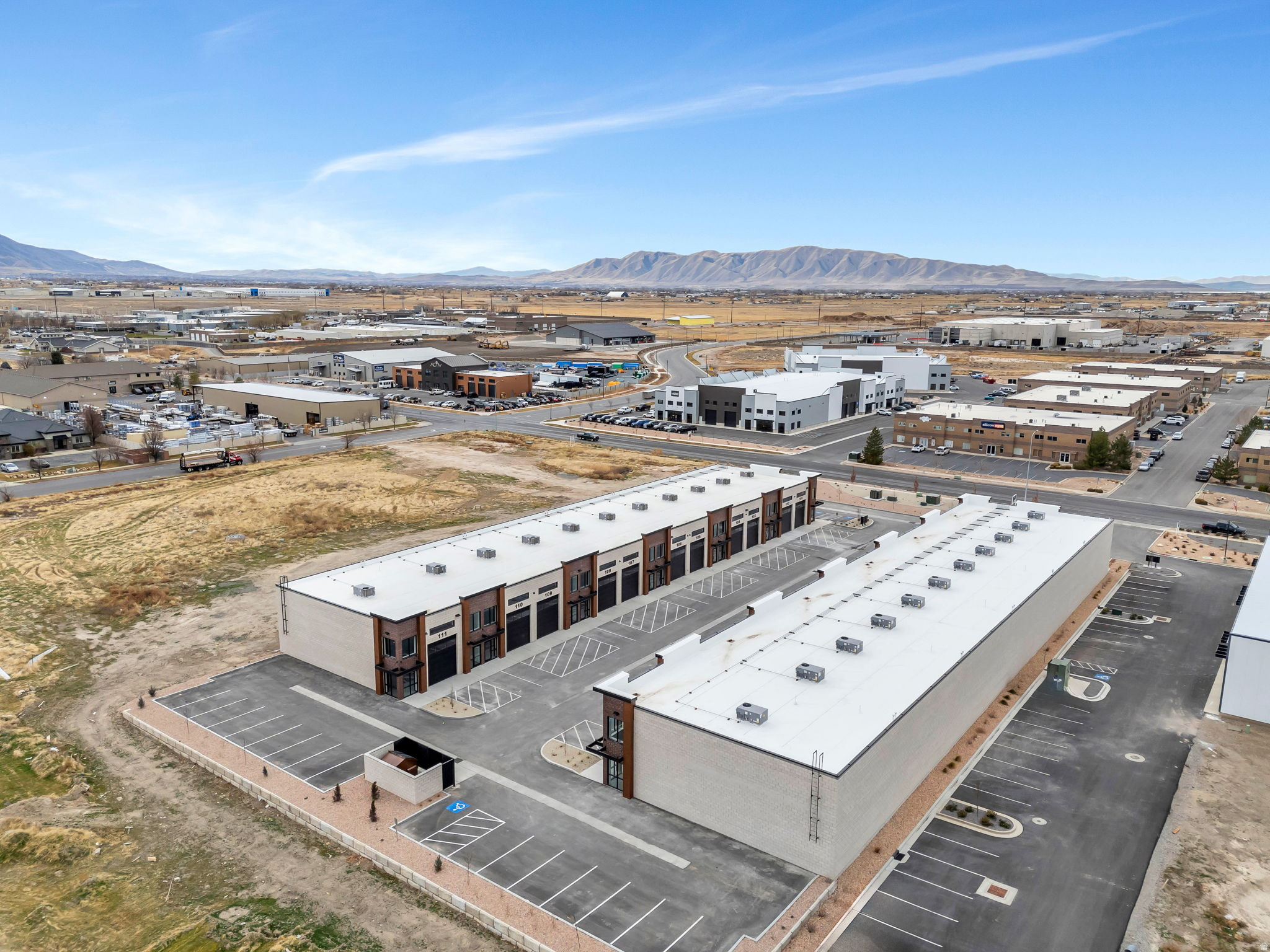 THE LANDING - Commercial Sale