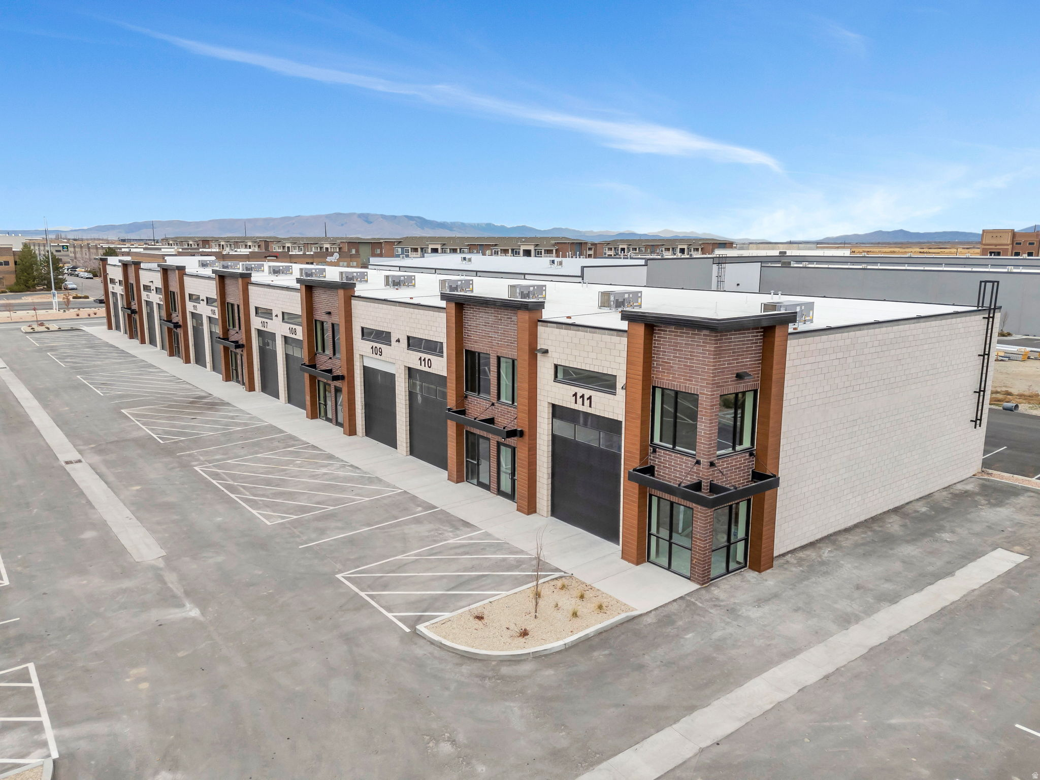 THE LANDING - Commercial Sale