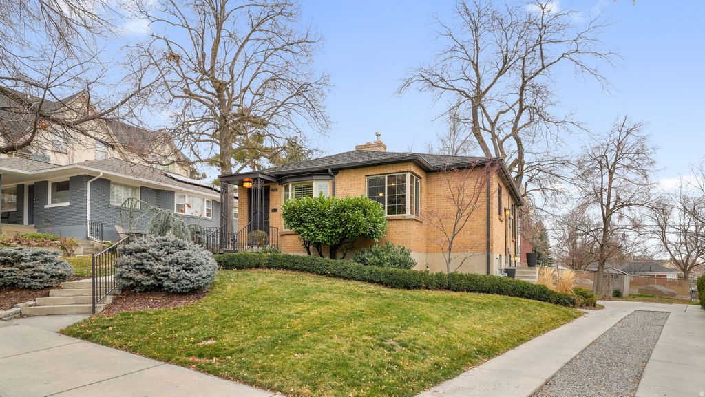 Photo of 1406 E MICHIGAN AVE, Salt Lake City, UT 84105 (MLS # 2135458)